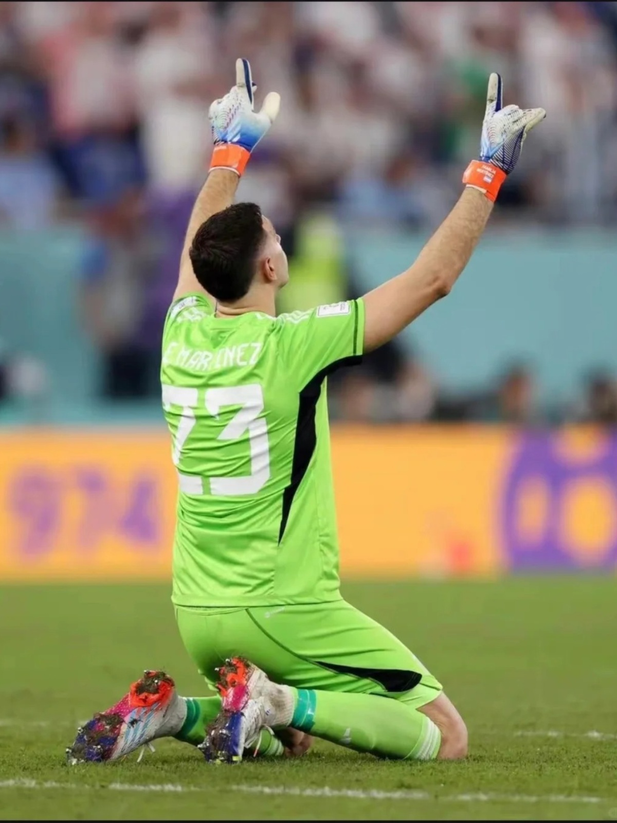 英雄资料-转折点阿斯顿维拉止住颓势，德国杯关键时刻攻防权衡，信心回归，数据趋势出现新变化的简单介绍